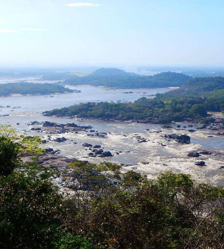 Cerros de Mavecure y Raudales Ruta Humboldt