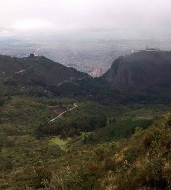 Caminata-Ecologica-Cerro-de-Guadalupe-Ecoturismocolombia