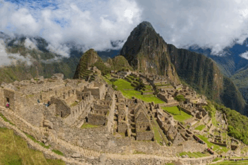 Expedición Perú y Bolivia, ruinas y paisajes con su diversidad cultural